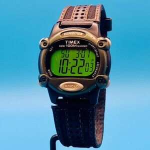 TIMEX EXPEDITION 2018 Men’s Digital Wristwatch Army Green Chrono Works New Batt
